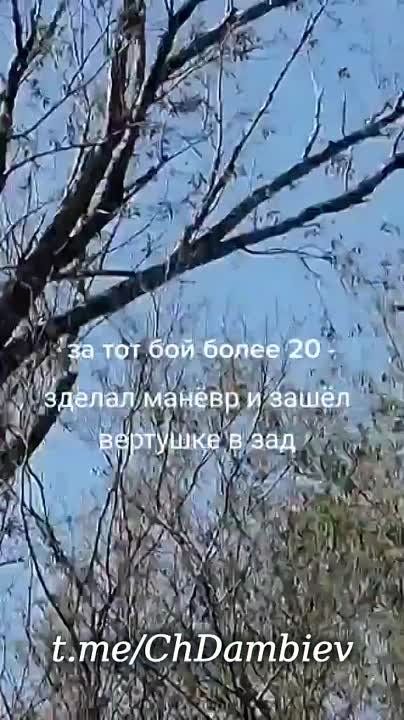 Еще одно архивное видео работы истребителя Су-35 ВКС России, который пилотирует Герой России подполковник Илья Сизов по украинскому вертолету Ми-14ПС в районе острова Первомайский между Кинбурнской косой и Николаевом в мае 2022 года