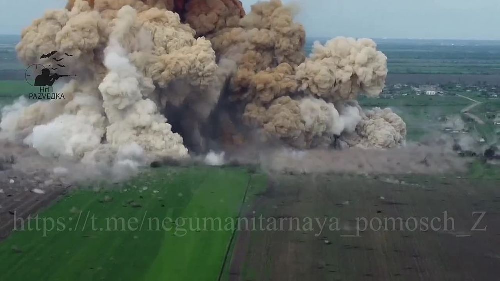 #Киселёвка (Первомайского округа Николаевской обл.) Опубликовано полное видео уничтожения склада нитрата аммония в период с 24 апреля по 4 мая