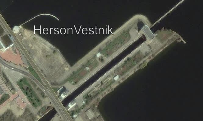 Украина планирует диверсию на шлюзе Каховской ГЭС с помощью подводных беспилотников