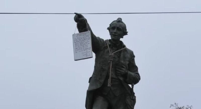 Ольга Курлаева: Их борьба.. Щирые сверхразумы в Очакове сделали виселицу памятнику Суворова