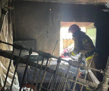 В жилом доме на переулке Павла Глазового г. Первомайска Первомайского района произошёл пожар