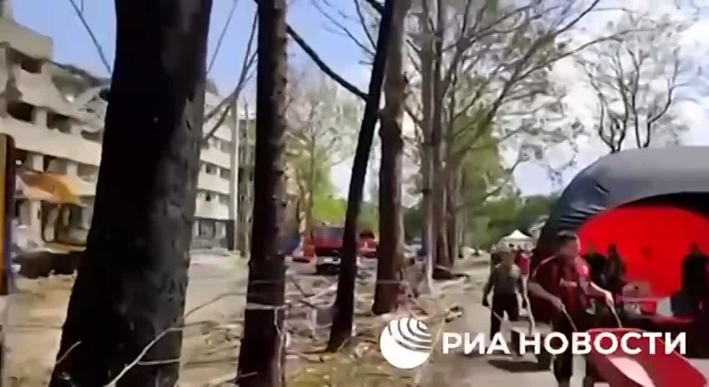 ������ ���������� ����� ������������ ���������� � ����������� �������� � ��������� � ���������