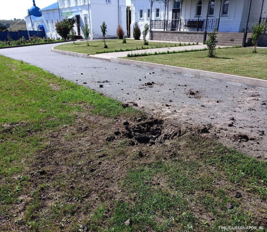 �� ���������� ������������ �����-������������� ��������� � ���������� ������ ���� ����-���������, ���������� �� ������� �������