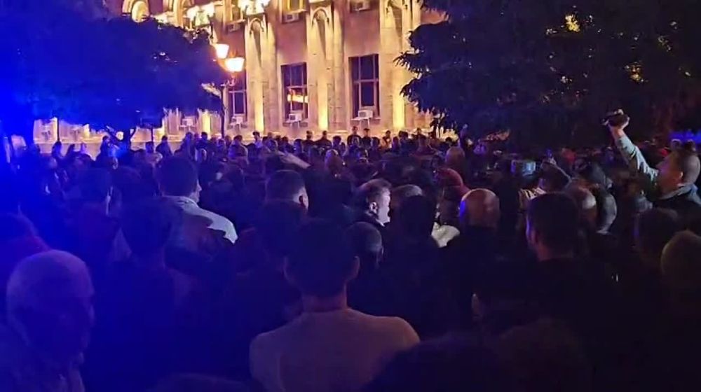 � ������� ������ ����� ���������� � �������������