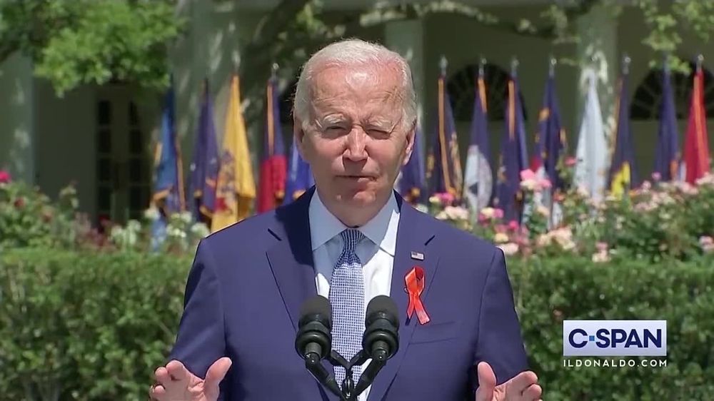 ������������� �����: "Fuck Joe Biden" "� ����� ��� �������!" ������� �� ����� ���� �������