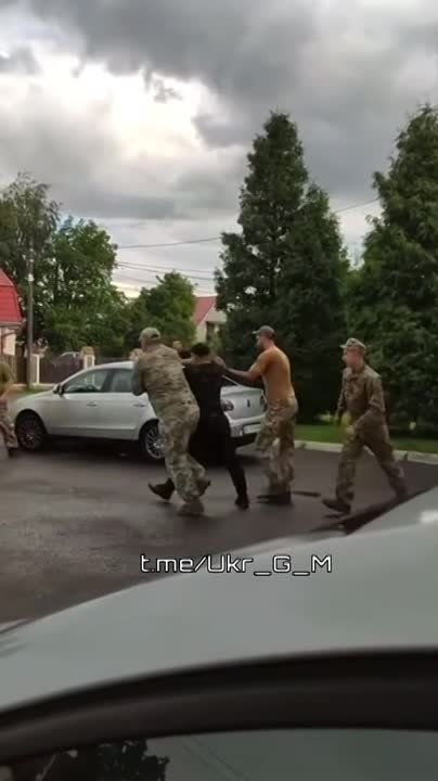 � ����� ����� � ����� "������������" �����������