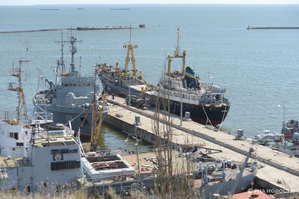 Координатор подполья: российские войска нанесли удар по военному порту Очакова