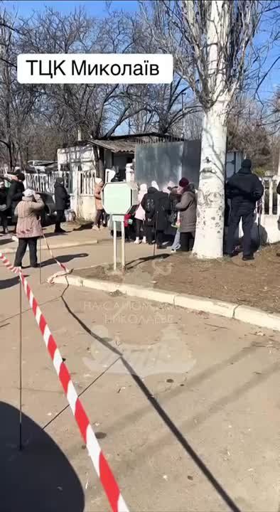   !.           