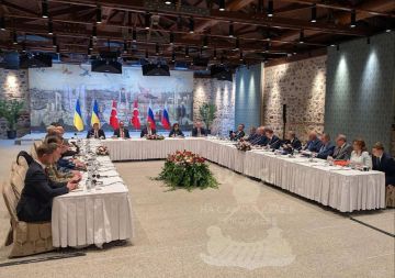 Переговоры российской и украинской делегаций завершились