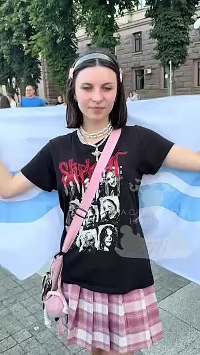     ,    :   ,  
