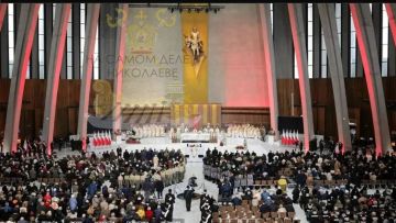 Бесовщина? Или совсем туго с деньгами?