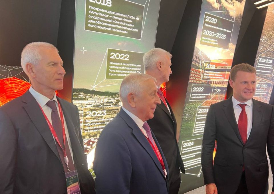 Работа Олега Матыцина на ВЭФ: от арктической информационной политики до международной регаты