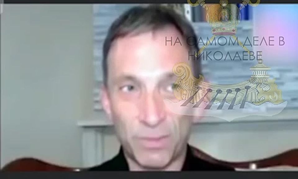 Всё понятно?. На колени, подполз и шёпотом спросил