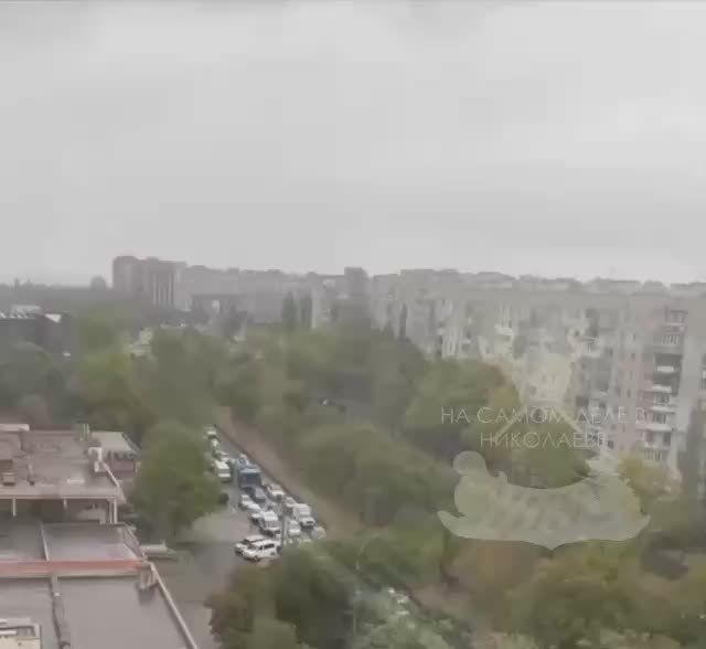 #намПишут. В Николаеве, из-за ДТП по пр. Центральному, между 3-й и 6-й Слободской в сторону центра образовался огромный затор