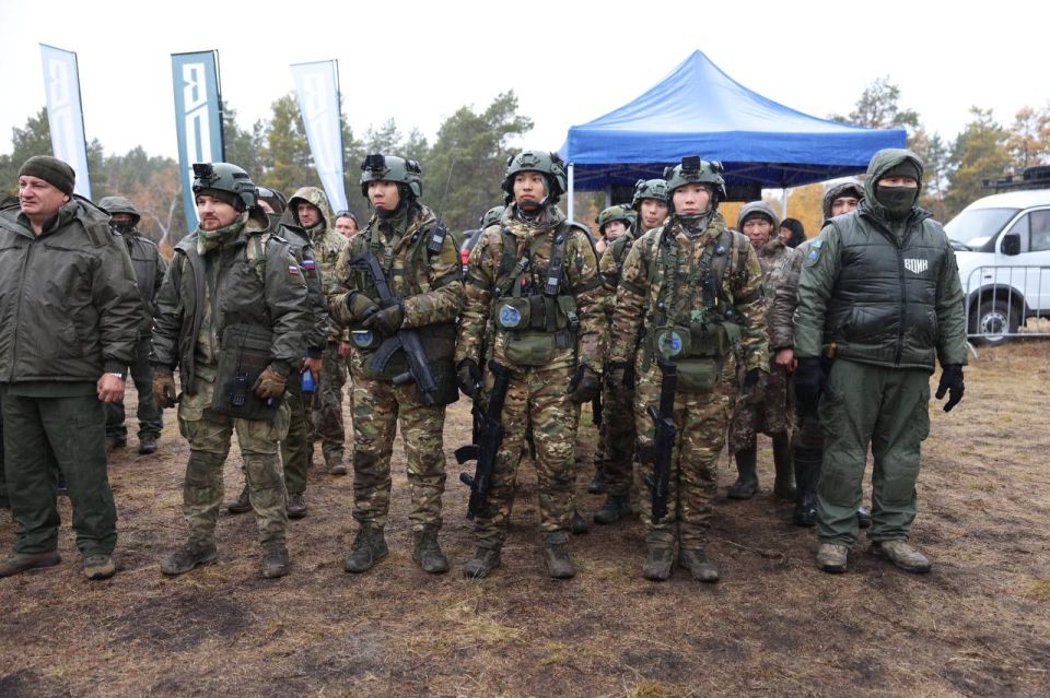 1 Курсанты из Якутии одержали победу на всероссийских соревнованиях "Путь воина"