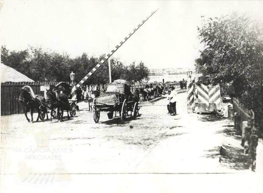 #История_Николаева. Узнали мост? Спойлер: не понтонный на Нижнем БАМе ПОДПИСАТЬСЯ