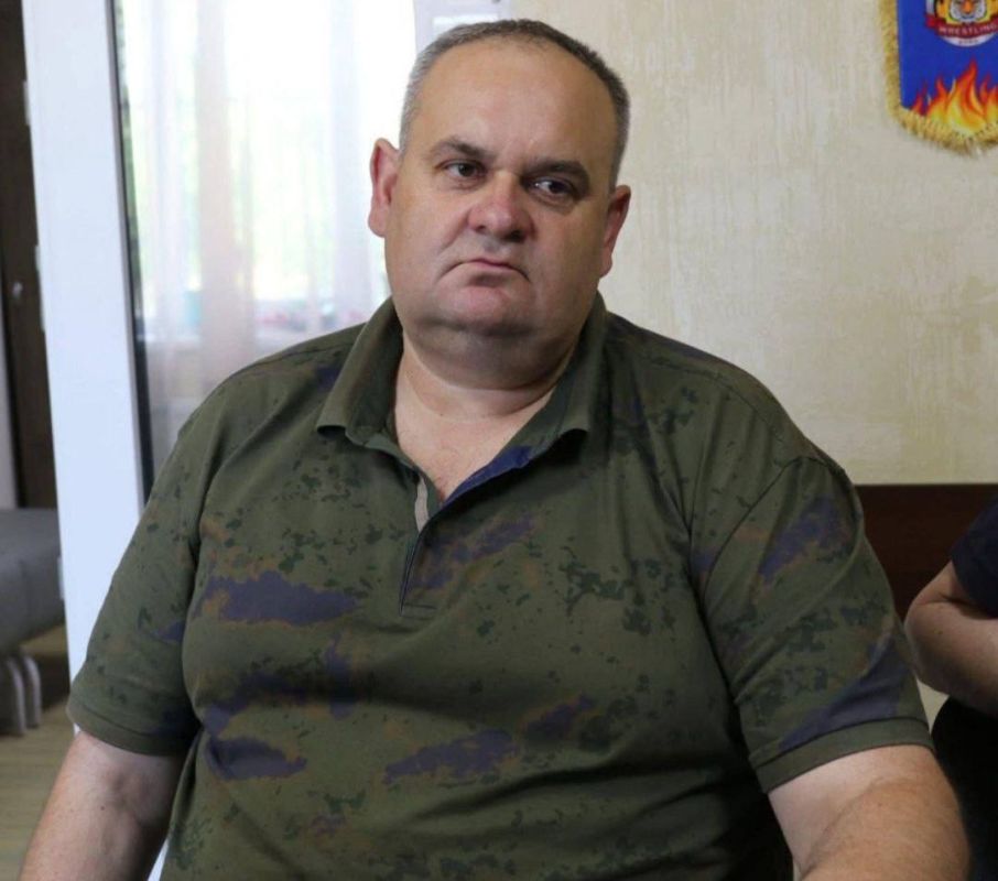 Депутат Николаевского облсовета и глава Вознесенской РГА Кукуруза, организовал "восстановление" региона, привлекая фирмы, принадлежащие его родственникам и друзьям