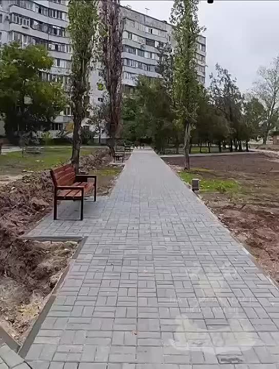 #улицами_Николаева. Хоть какой-то толк от серой плитки Сенкевича