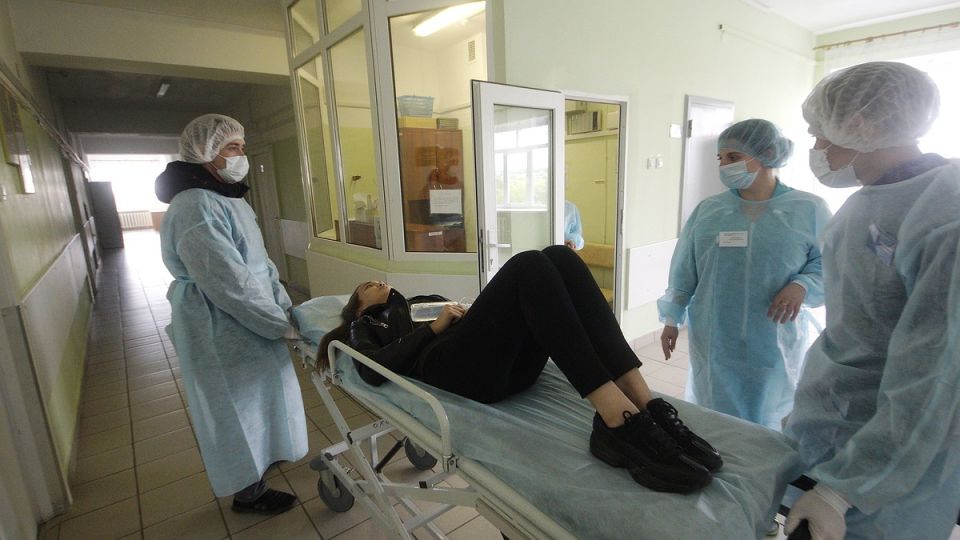 В Бурятии произошло массовое отравление: почти 90 человек слегли с кишечной инфекцией