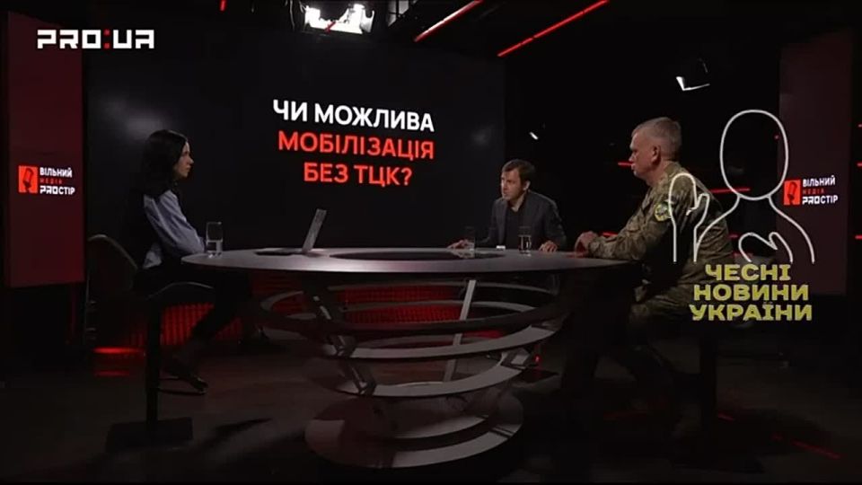 Каннибализм по-украински. Офицер ВСУ Андрей Онистрат в интервью говорит, что или ты сам выбираешь свое место в армии, или ты "морозишься" и попадаешь в штурмовики