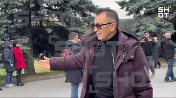 Юрия Николаева похоронят рядом с композитором Вячеславом Добрыниным и режиссёром Геральдом Бежановым на Троекуровском кладбище в Москве