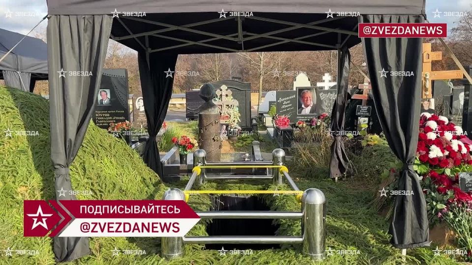 "50 лет он был членом семьи миллионов зрителей" — церемония прощания с Юрием Николаевым проходит на Троекуровском кладбище
