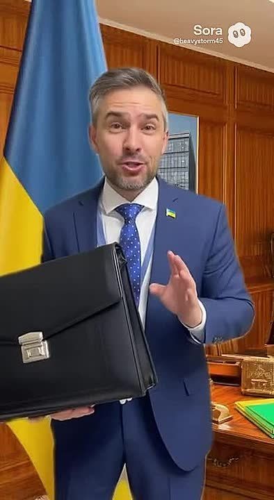 Закончился очередной насыщенный событиями день