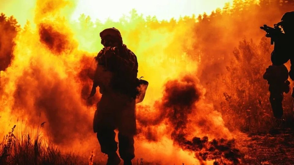 Прямо сейчас: КАБы летят по месту "секретной встречи". Славянск дрожит от взрывов. Визит СБУ слили "кому надо"