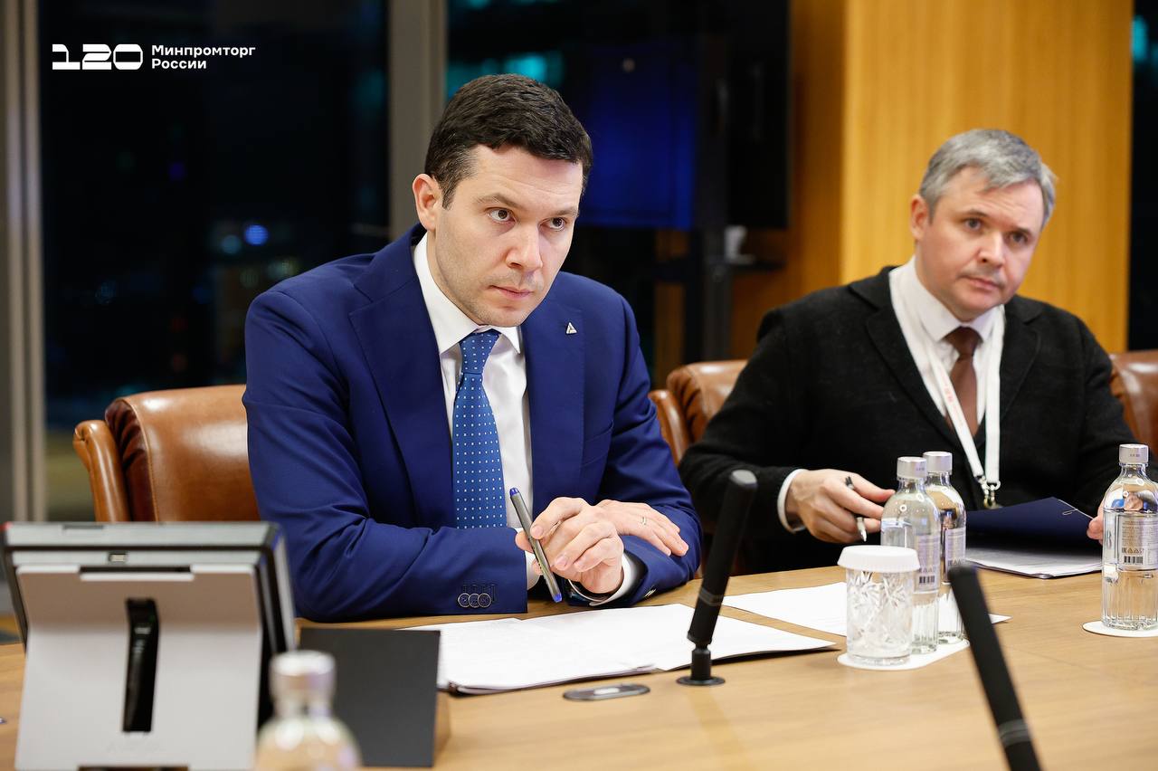 Антон Алиханов провел рабочую встречу с Айсеном Николаевым