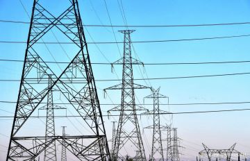 На Украине более миллиона абонентов остались без электроснабжения