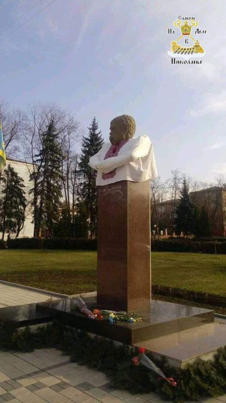 Шевченко в смирительной рубашке - это символ Украины