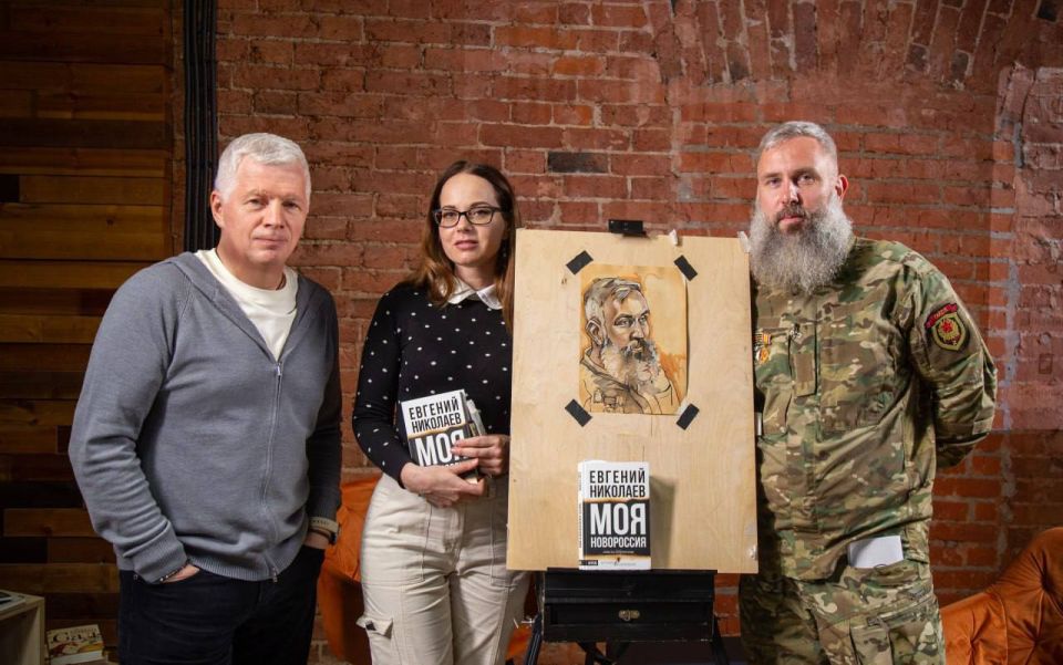 Россия небесная, в которой Илья Муромец и Пересвет соседствуют с Сергием Радонежским и Серафимом Саровским