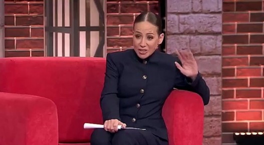 Начитанная героиня с синдромом Плюшкина удивила ведущих программы «Мужское / Женское» на Первом канале