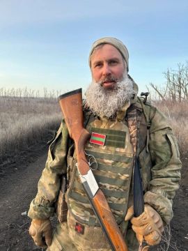 Евгению Николаеву. Улыбаясь новому дню и весне простуженной