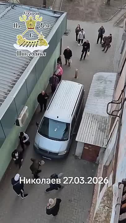 #НамПишут. «ТЦК предприняли попытку задержания местного жителя в Соляных. Но операция провалилась на корню. В конфликт вмешалась легендарная местная ОПГ — Отряд Пацанов Гражданских. Солянские тигры контр-эвакуации показали...