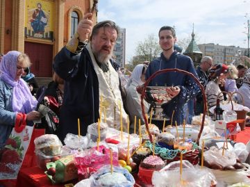 Иеромонах Макарий (Маркиш) рассказал об отношении Церкви к «куличемании»