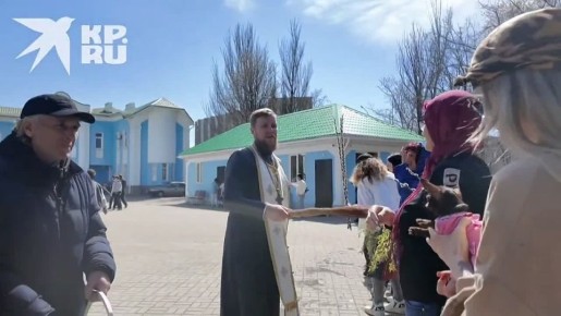 В Свято-Николаевском храме города Мариуполя состоялось торжественное освящение вербы