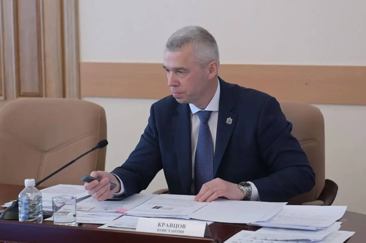 Министр транспорта и дорожного хозяйства Хабаровского края Константин Кравцов ушел в отставку после критики губернатора