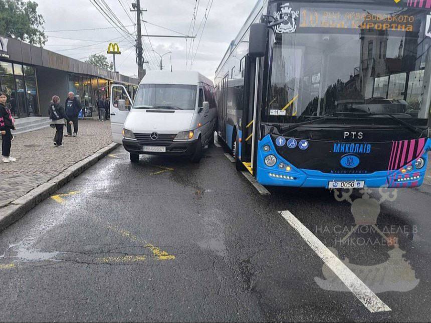 В Николаеве с 27 апреля повысят стоимость проезда в маршрутках