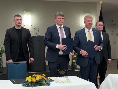 Главы оборонных ведомств Украины и Германии подписали три соглашениями