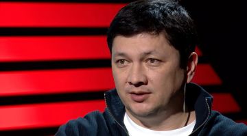 «Раньше было много денег». Ким пожаловался, мол раньше у чиновников было много денег и мало ответственности, а теперь — наоборот, и такие изменения во власти произошли за последние 10 лет