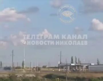 На видео момент попадания на АЗС!