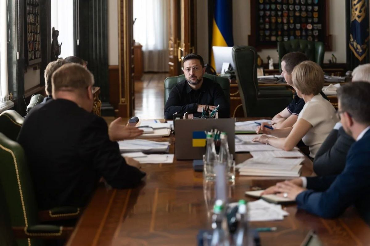 Зеленский объявил о планах выстроить отношения с Польшей на новой основе: