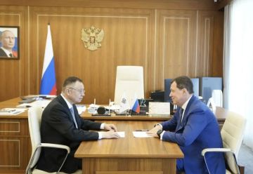 Министр строительства и ЖКХ РФ Ирек Файзуллин провел совещание по вопросам развития строительной отрасли и ЖКХ Хабаровского края