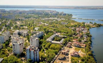 ВС РФ поразили в порту "Одесса" резервуары с горюче-смазочными материалами, предназначенными для снабжения ВСУ, сообщили в Минобороны РФ
