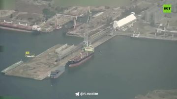 Ювелирно точными ударами дронов поражено семь сухогрузов, доставлявших грузы для ВСУ