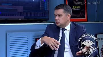 Разумков предлагает НАБУ, САП и НАЗК заняться Кимом